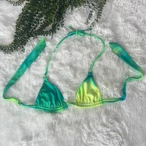 Bikini top small from Venus